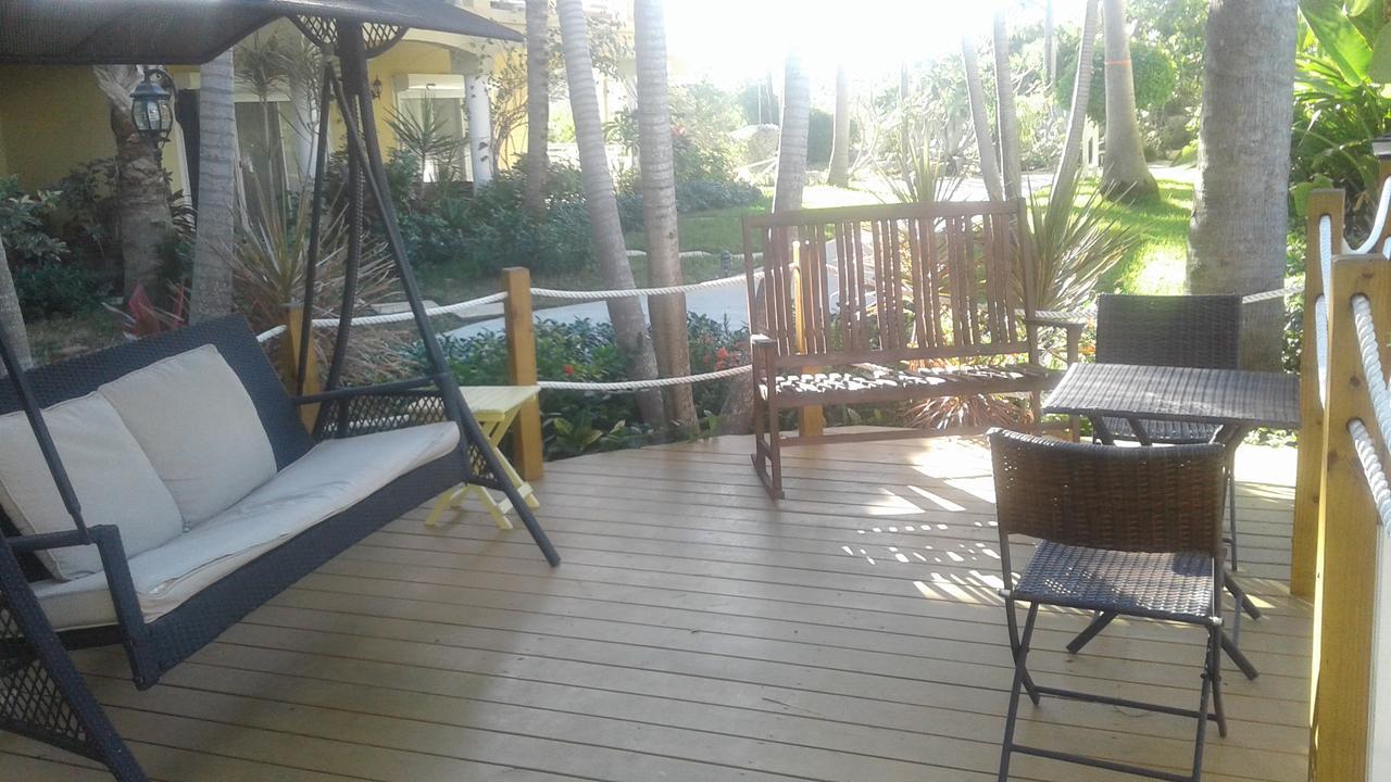 Queen Angel Resort Apartment Providenciales Luaran gambar